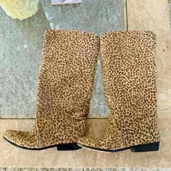 Creations by Tony Lama 80s Soft Fuzzy Leopard Print Boots - Picture 3 of 12